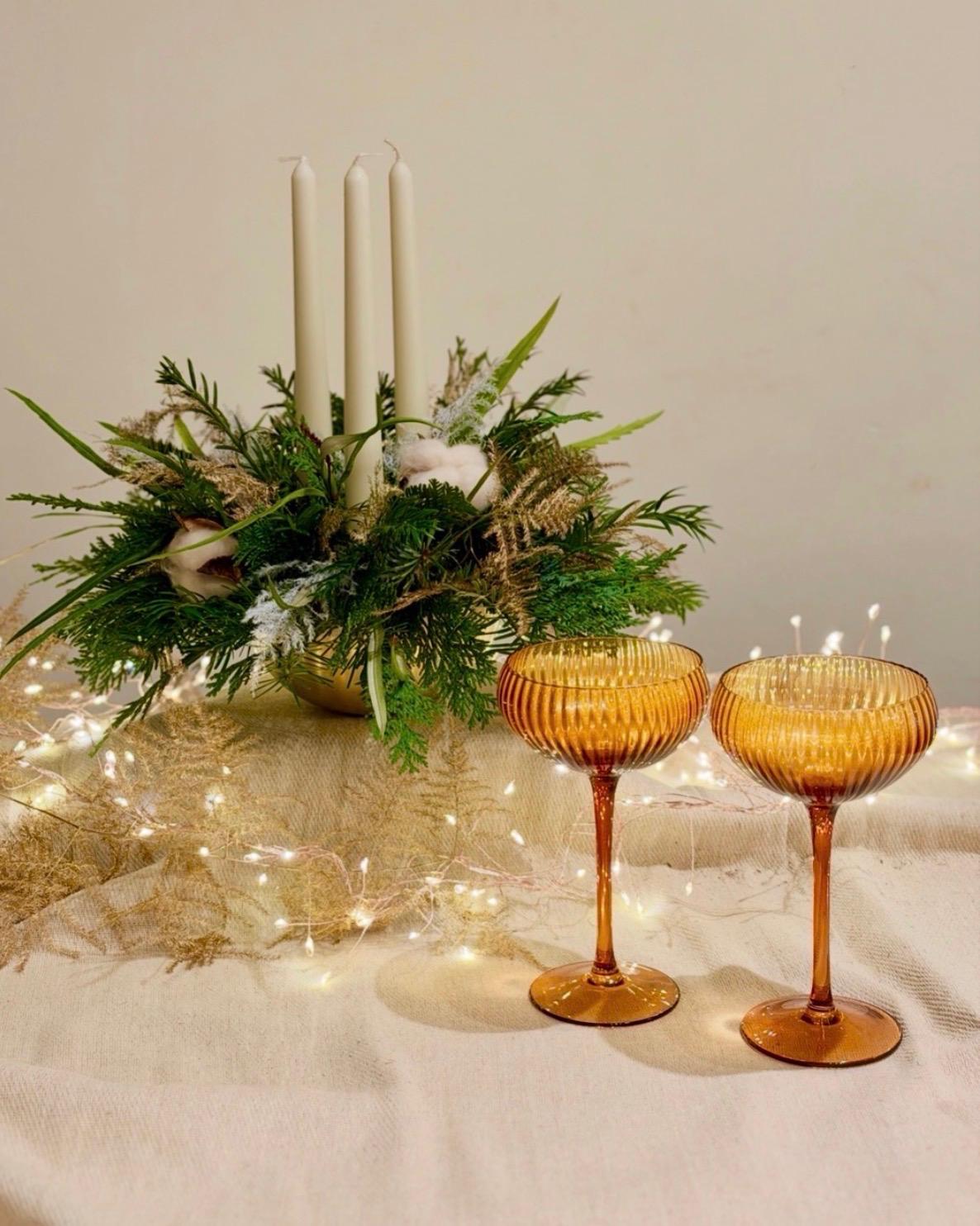 Christmas Table Arrangement (Creme Caramel)